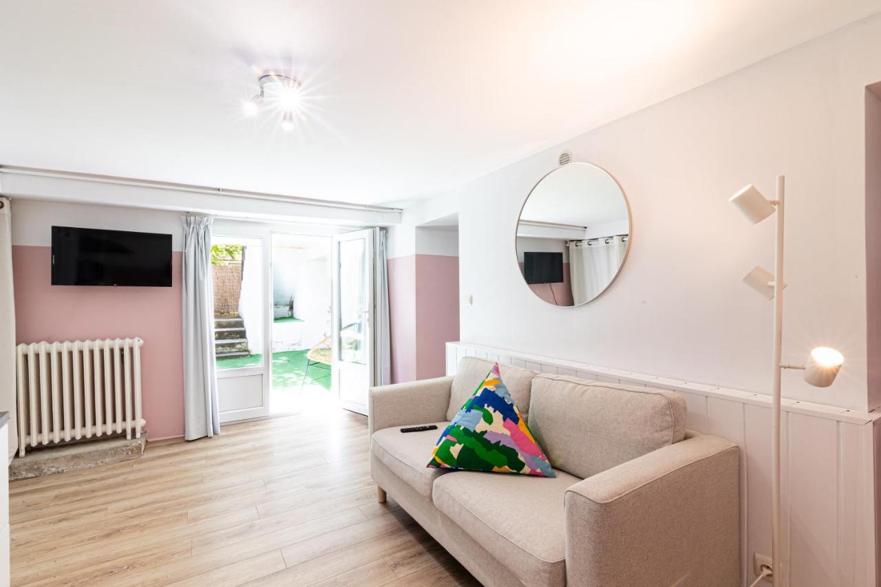 La Vie En Rose - Appartement Cosy - Centre Ville 欧什 外观 照片